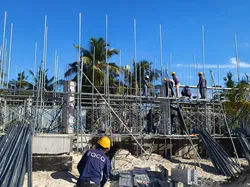 On-site technical support for the Maldives aluminum formwork project
